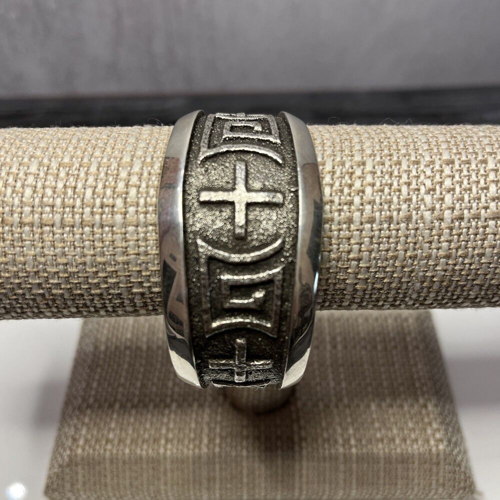 Wide Chimney Butte Navajo Sterling Silver Cuff Bracelet 70.4 Grams 6 1/2”